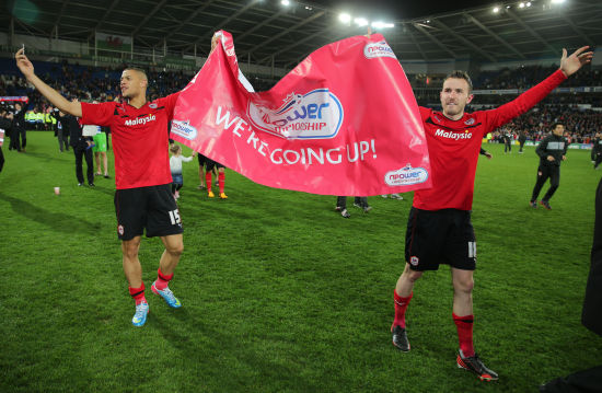 埃迪-豪：球队中场从六人减至四人，必须赶紧引援（埃迪-豪：中场只剩四人，必须尽快引援）