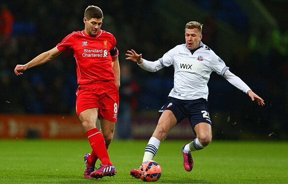 加西亚短时间内两次犯规染黄被罚下，阿隆索：弗兰，别这样对我（加西亚短时间连领两黄被罚出场，阿隆索无奈：弗兰，别这样对我）