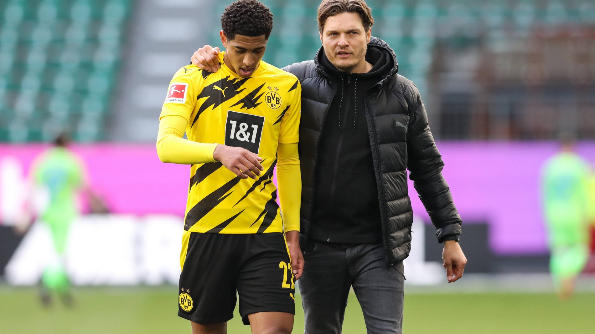 官方：除了被停赛一场之外，阿莱格里还被罚款1万欧元（官方：阿莱格里被禁赛1场并罚款1万欧元）